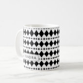 Modern zwart-wit hartpatroon gepersonaliseerd koffiemok (Voorkant links)