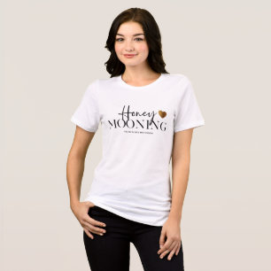 Modern Zwart-wit Honeymooning Gepersonaliseerd Tri-Blend Shirt