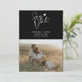 Modern Zwart Wit Kalligrafie Script Foto Save The Date (Staand voorkant)