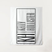Modern zwart-wit logo met initialen en naam wandkleed (Voorkant)