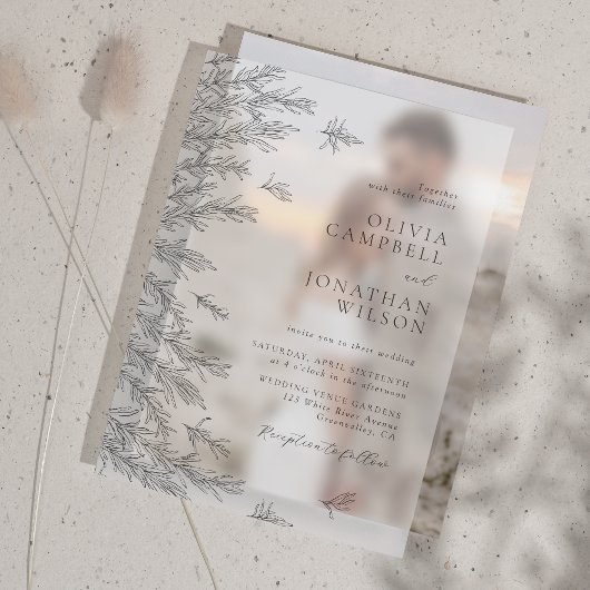 Modern zwart wit minimale bladeren bruiloft vellum uitnodigingen