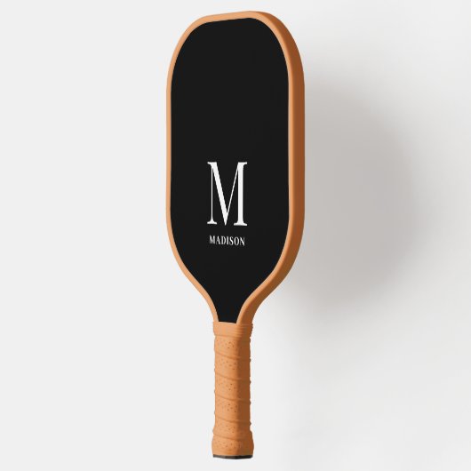 Modern zwart-wit minimalistisch monogram pickleball paddle (Links)