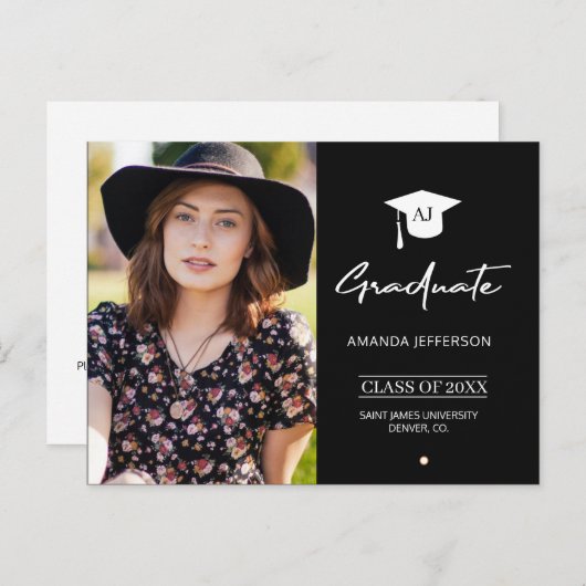 Modern zwart-wit monogram foto afstuderen aankondigingskaart (Voorkant / Achterkant)