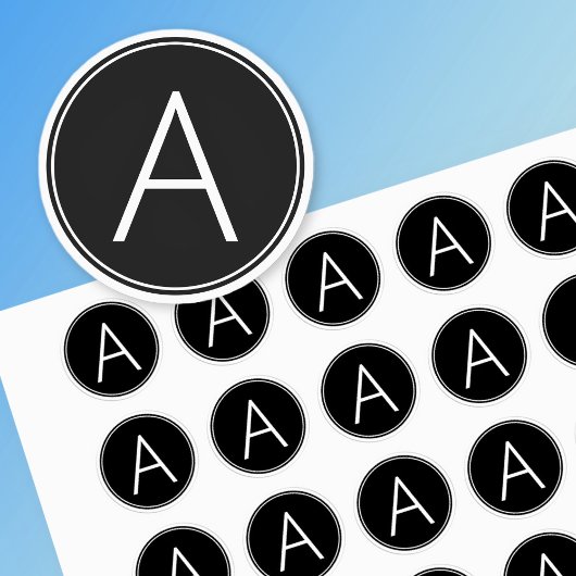 Modern zwart-wit monogram labels