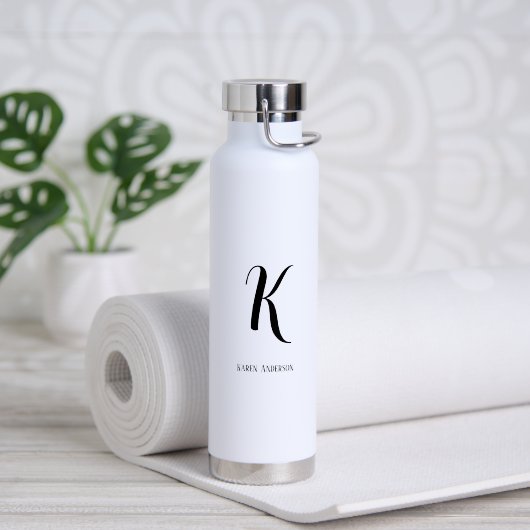 Modern zwart-wit monogram naam waterfles (Yoga (Gedraaid)  )