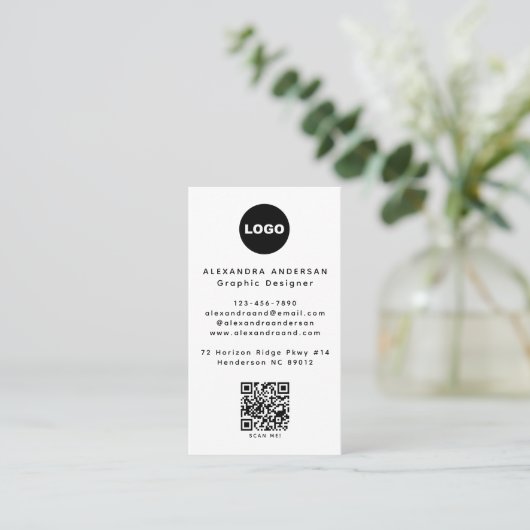 Modern Zwart Wit QR Code Logo Professional Visitekaartje (Staand voorkant)