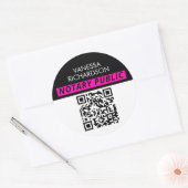 Modern Zwart Wit Roze Minimale QR Code Notaris Ronde Sticker (Envelop)