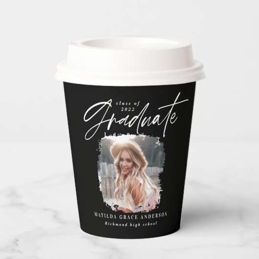 Modern zwart wit script foto elegant afstuderen papieren bekers (Achterkant)
