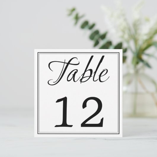 Modern Zwart & Wit Script Tafelnummer Kaarten (Staand voorkant)