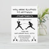 Modern Zwart-wit Silhouet Schermen Party Kaart (Staand voorkant)