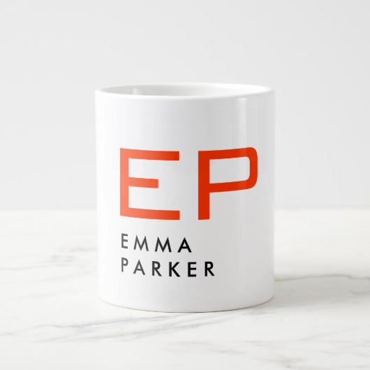 Modern zwart wit trendy rood monogram grote koffiekop (Voorkant)