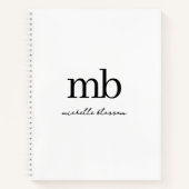 Modern Zwart Wit Trendy Script Initiaal Monogram Notitieboek (Voorkant)