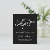 Modern Zwart Wit Verrassing Sweet 16 Invites (Staand voorkant)