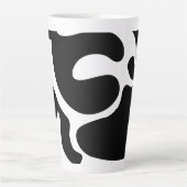 Modern zwart-wit vrijevormpatroon latte mok (Voorkant)
