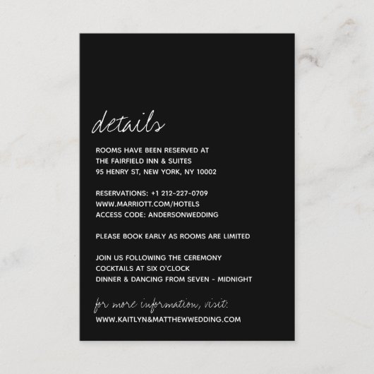 Modern zwart-witscript minimalistisch huwelijk informatiekaartje (Voorkant)
