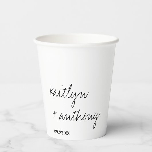 Modern zwart-witscript minimalistisch huwelijk papieren bekers (Achterkant)