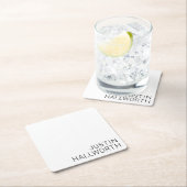 Modern zwarte naam op wit kartonnen onderzetters (Insitu)