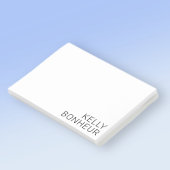 Modern zwarte naam op wit post-it® notes