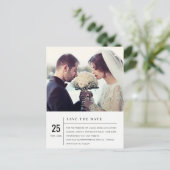 MODERN ZWARTE WITTE TYPOGRAFIE FOTO BEWAREN DE DAT AANKONDIGINGSKAART (Staand voorkant)