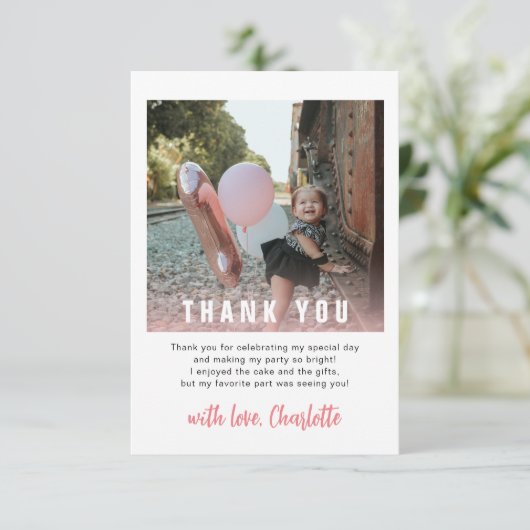 Moderne 1e Verjaardag Kinder Feest Dank u Kaart (Staand voorkant)