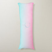 Moderne 2 overlappende initialen | Turquoise Roze Lichaamskussen (Voorkant Verticaal)