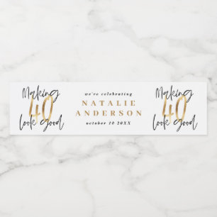Moderne 40e verjaardag zwart goud typografie waterfles etiket