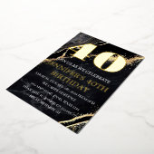 Moderne 40e verjaardag Zwarte Gold Foil QR-code Folie Uitnodiging (Gedraaid)