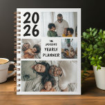 Moderne 4 foto collage jaarlijks planner<br><div class="desc">Kun je niet één favoriete foto kiezen? Waarom geen 4! Met onze unieke fotocollage-planner kunt u uw beste momenten koesteren terwijl u uw toekomst bijhoudt! Uw herinnering,  jouw tekst,  uw jaar om te vieren!</div>