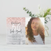 Moderne 50ste verjaardag roos goudglitter en marme (Staand voorkant)