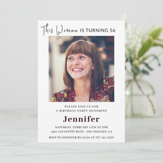 Moderne 56e verjaardag uitnodigingen voor haar fot (Staand voorkant)