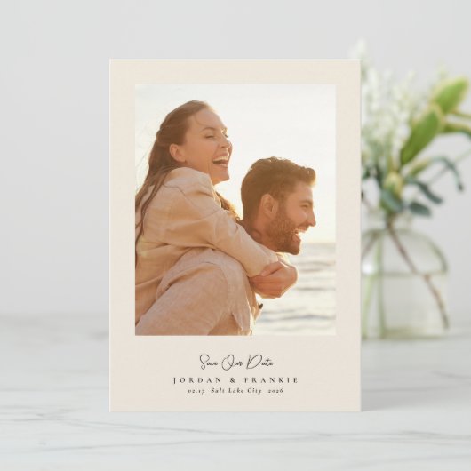 Moderne 5 foto collage script kalligrafie bruiloft save the date (Staand voorkant)