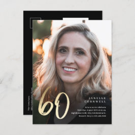 Moderne 60e verjaardag Foto zwart & Gold Script Uitnodiging Briefkaart