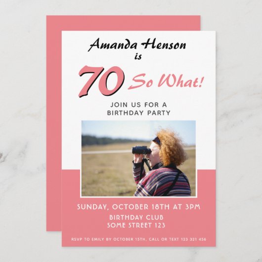 Moderne 70e verjaardag Roze fotouitnodiging (Voorkant / Achterkant)