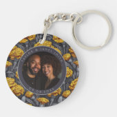 Moderne aangepaste anjer esthetische winterhuwelij sleutelhanger (Achterkant)