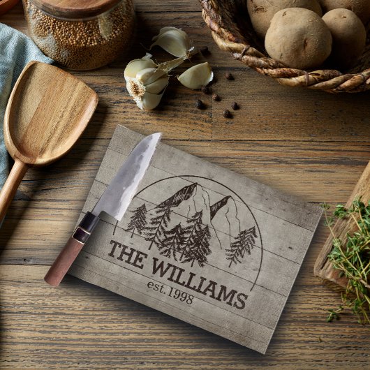 Moderne aangepaste familienaam Est datum Boerderij Snijplank