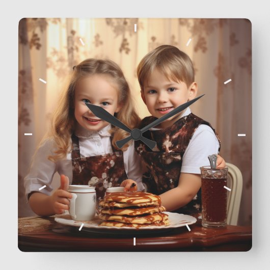 Moderne aangepaste foto gepersonaliseerde muur vierkante klok (Voorkant)