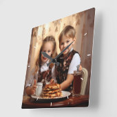 Moderne aangepaste foto gepersonaliseerde muur vierkante klok (Hoek)