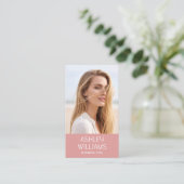 Moderne Aangepaste Foto Kleur QR-code Elegante Roz Visitekaartje (Staand voorkant)
