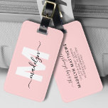 Moderne Aangepaste Girly Blush Roze Monogram Naam Bagagelabel<br><div class="desc">Creëer Uw eigen stijlvolle moderne aangepaste wereldreiziger Girly Blush Pink naam Monogram Bagagelabel. Dit chique en girly bagagelabel brengt een leuke en levendige touch aan elke reiservaring, waardoor het de perfecte accessoire is voor de wereldreiziger of iedereen met een serieus hoesje van reislust. De voorkant is voorzien van een gedurfd...</div>