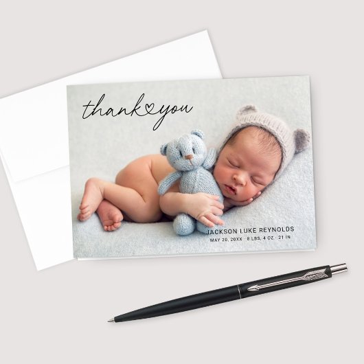 Moderne aangepaste pasgeboren babyfoto hartscript bedankkaart