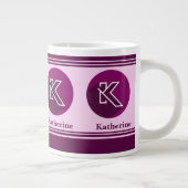 Moderne aangepaste stijlvolle naam Monogram Letter Grote Koffiekop (Rechts)