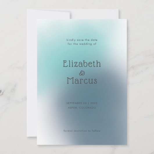 Moderne Abstracte blauwe gradiënt bruiloft Save The Date (Voorkant)