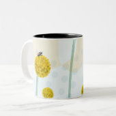 Moderne Abstracte Botanische Gele Billy Button Tweekleurige Koffiemok (Voorkant links)