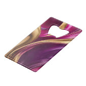 Moderne Abstracte Flow Art- Fuchsia Paarse en Gold Creditkaart Flessenopener (Achterkant Gekanteld)