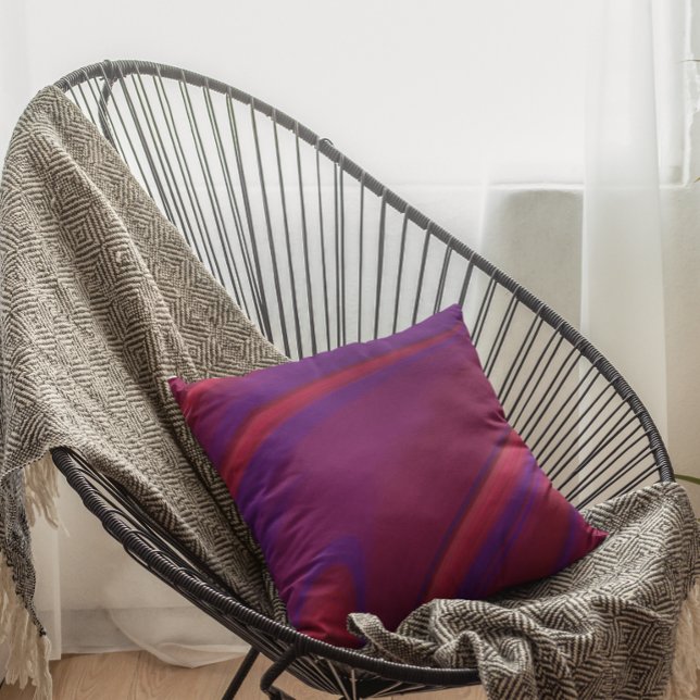 Moderne Abstracte minimalistische rode Paarse werv Kussen (Creator heeft geüpload)