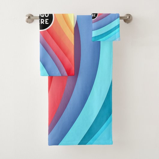 Moderne Abstracte regenbooggolven met je Logo Bad Handdoek (Insitu)