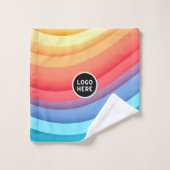 Moderne Abstracte regenbooggolven met je Logo Bad Handdoek (Wasdoekje)