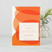 Moderne Abstracte vormen in Oranje chic Wedding Save The Date (Staand voorkant)
