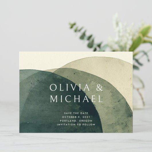 Moderne Abstracte Waterverf Olijfgroene bruiloft Save The Date (Staand voorkant)