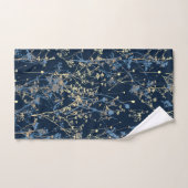 Moderne Abstracte wilde bloemen op donkerblauw Bad Handdoek (Handdoek)